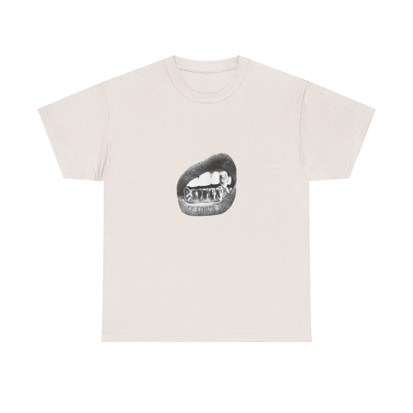 heavy-weight tee "lip"